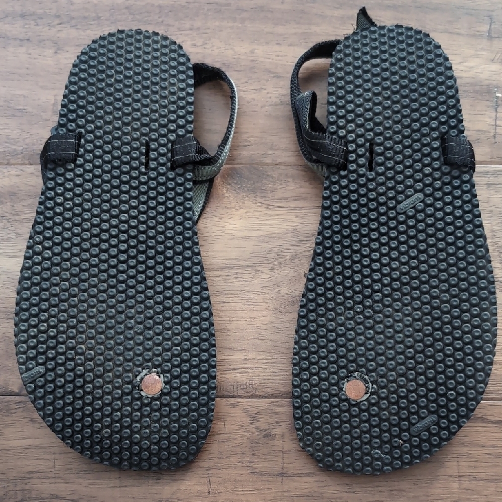 Earth Runners Circadian Lifestyle Sandals - Men's 4 / Women's 6 / Grey - Picture 3 of 7